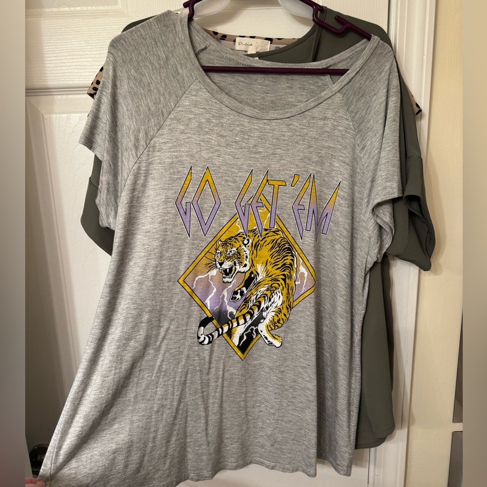 Soft tee from a boutique!